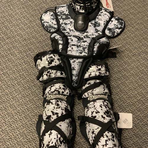New Diamond Digi-tek Catcher's Combo