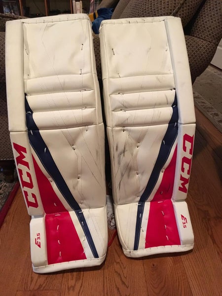 CCM Extreme Flex E3.5 Goalie Leg Pads Junior (30+1)