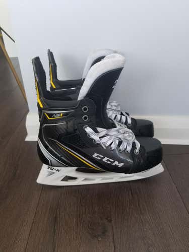 CCM Super Tacks AS1 Hockey Skates Senior Pro Stock Size 8.5