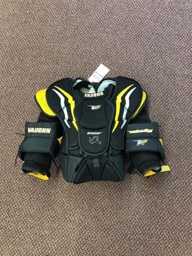 Vaughn V7 XF INT XL Chest Protector