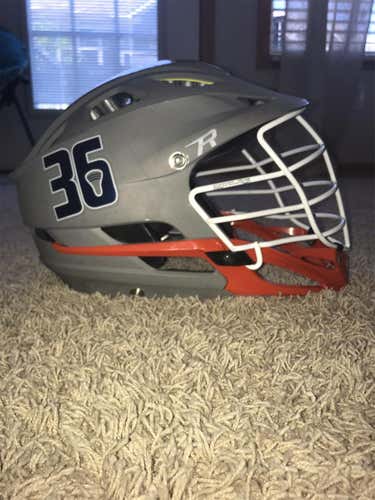 R Helmet Adult