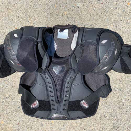 CCM RBZ 150 Shoulder Pads Senior