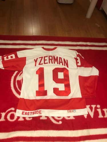 Steve Yzerman Eastside Detroit Red Wings jersey