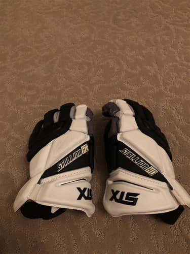 Stallion HD Lacrosse Gloves
