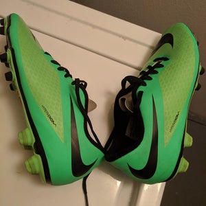 Nike Hypervenoms Cleats