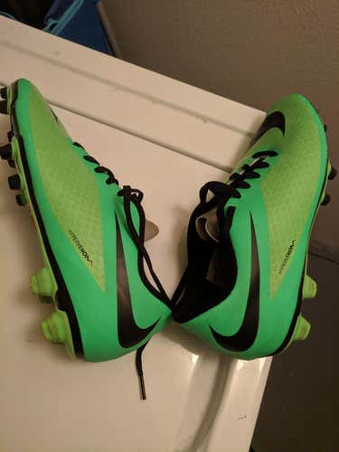 Nike Hypervenoms Cleats