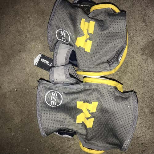 Michigan Lacrosse Team Elbow Pads