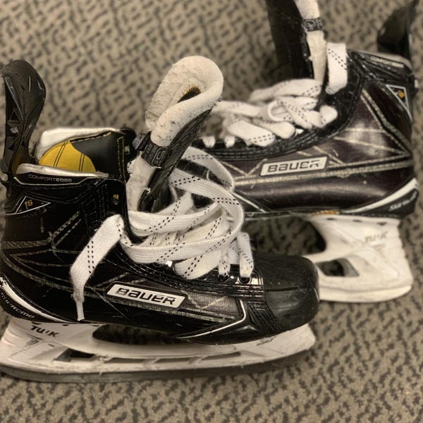 Supreme 1S Hockey Skates Junior Size 5.5