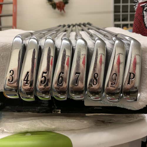 Titleist 690 CB Clubs (Full Set) Righty Free Shipping