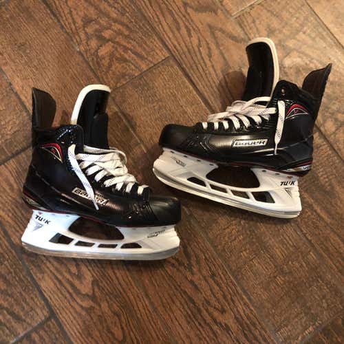 New Vapor 1X 2.0 Hockey Skates Senior Pro Stock Size 8.5