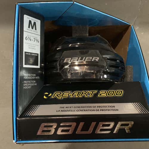 FS: Bauer Re-Akt 200 Helmet, MD, Black