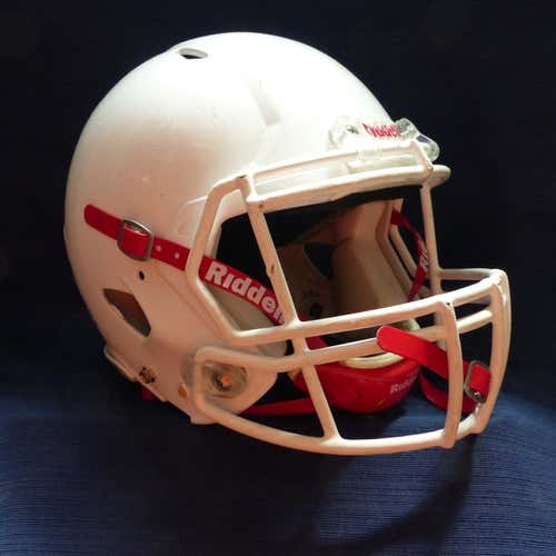 2017 RIDDELL SPEED ADULT LARGE FOOTBALL HELMET