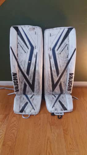 Vaughn Vision 9400 Goalie Leg Pads Senior