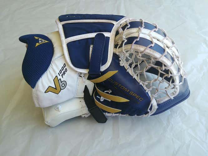 Vaughn Velocity V6 Goalie Glove & Blocker Regular Senior