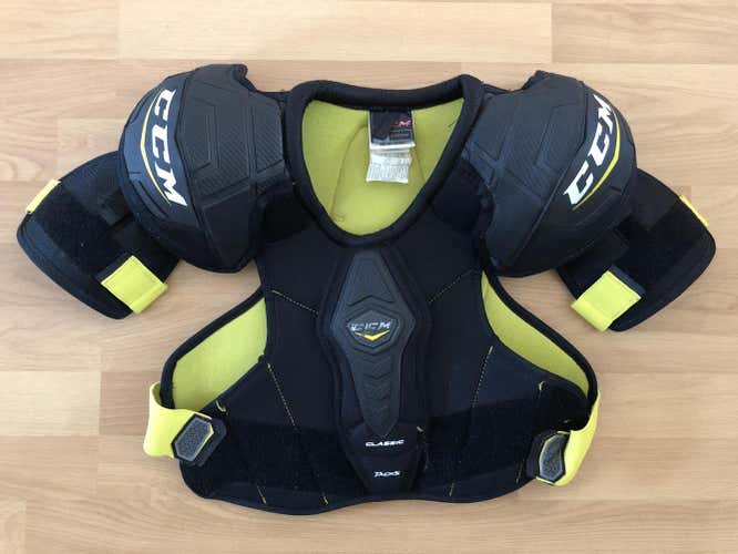 CCM Classic Tacks Shoulder Pads Youth