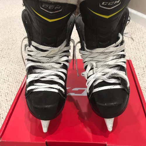 CCM Tacks 5052 Hockey Skates Senior Size 8.5
