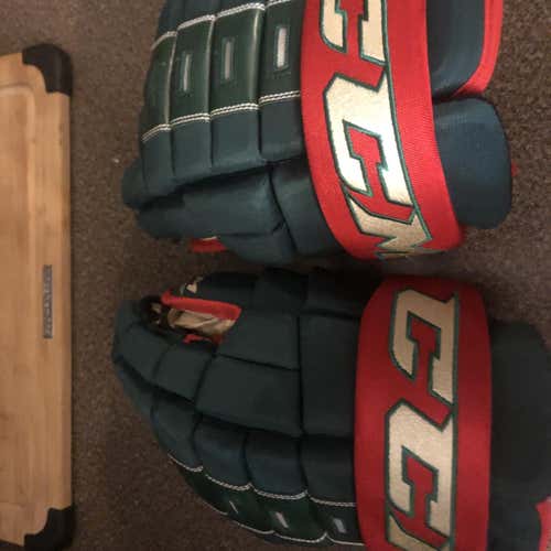HG4RXP Gloves Senior Pro Stock
