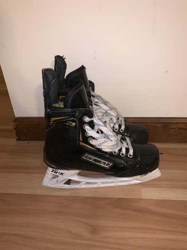 Supreme 2S Pro Hockey Skates Senior Pro Stock Size 6.5