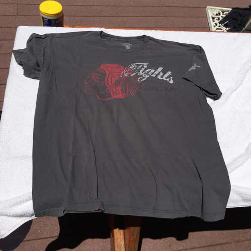 NHL Chicago Blackhawks Hockey Fights Cancer Shirt E18