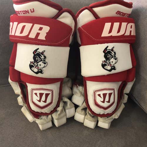 **RARE** Boston University Terriers Warrior Gloves -13”