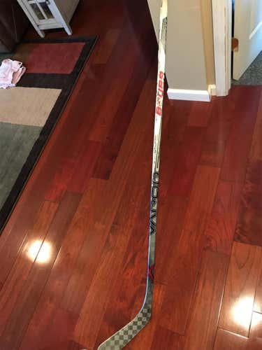 Vapor 1X Hockey Stick Righty Ovechkin Curve