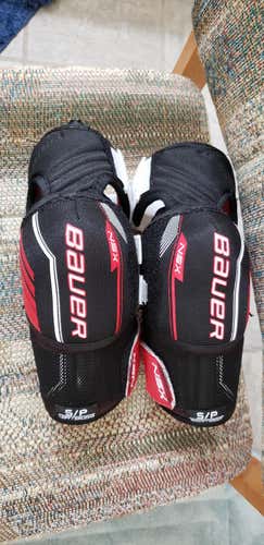 Like New Bauer NSX Elbow Pads Senior Small