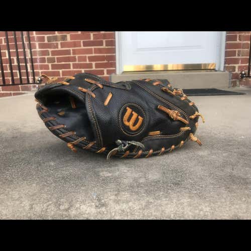 A2000 Baseball Glove