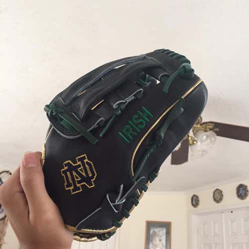 Notre Dame Issue Rawlings Heart Of The Hide