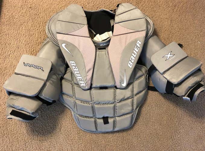 Bauer Vapor Goalie Chest and Arm Protector Goalie Chest Protector Senior