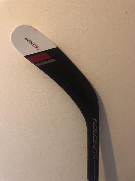 Used Easton SYNERGY 100 Flex Yzerman Senior One Piece Hockey Stick LH