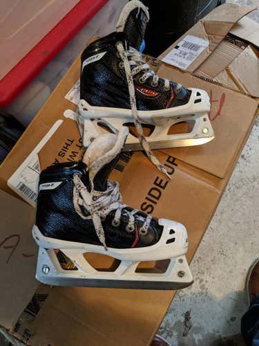 CCM RBZ 80 Hockey Goalie Skates Junior Size 1.5