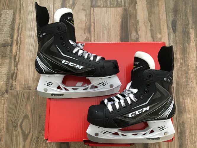 New CCM RibCor 64K Hockey Skates Junior Size 3.5D