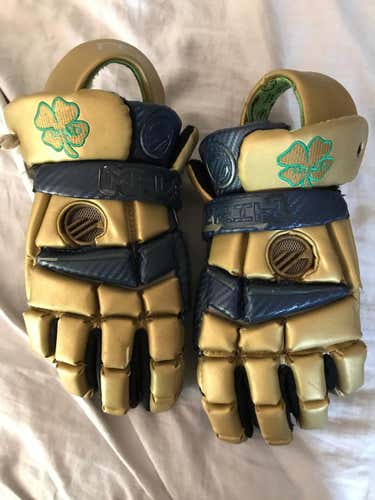 Notre Dame Team Issued Maverik M3 Lacrosse Gloves
