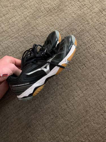 Mizuno Volley Ball Shoes