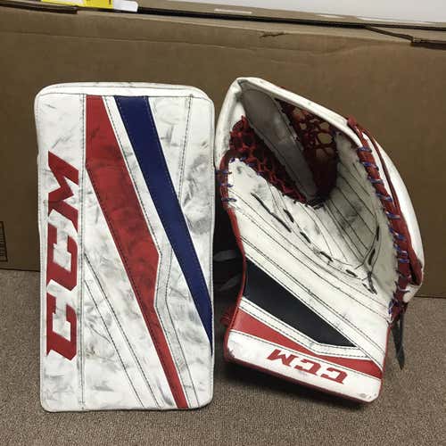 Extreme Flex III E3.9 Goalie Glove & Blocker Regular Senior