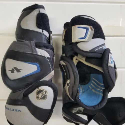 Vector 10 Elbow Pads Senior Pro Stock