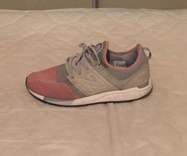 New Balance 247 Size 10.5