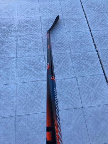 New Alpha QX Hockey Stick Righty Toe Senior Pro Stock