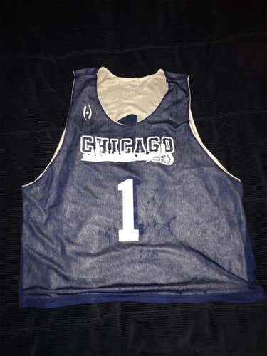 Chicago Showcase Pinnie
