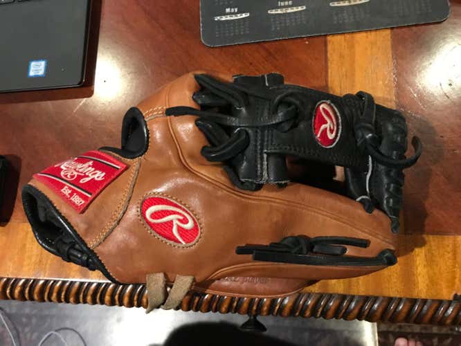 Rawlings Heart of the Hide Baseball Glove