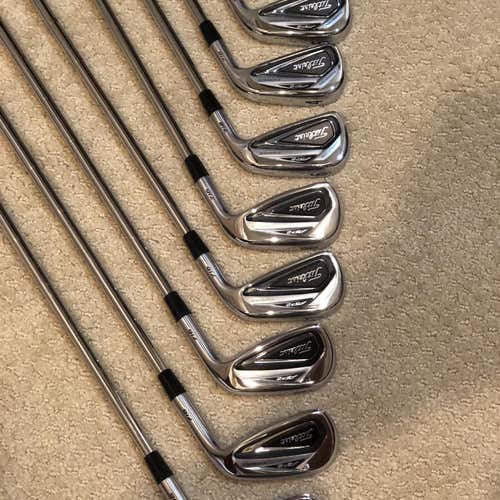AP2 716 Iron Set Righty