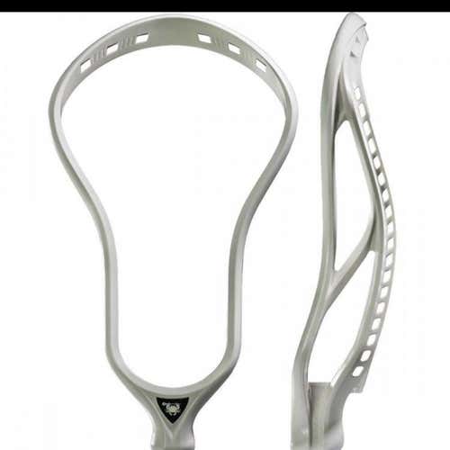 BN Unstrung DNA. BNWT Unstrung UltraPower
