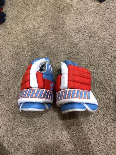 Little Caesars Warrior Gloves - Size 13