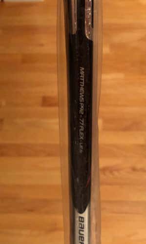 New Vapor 1X Lite Hockey Stick Righty Mid Senior Pro Stock