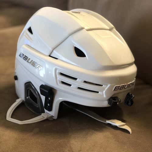 Bauer Re-Akt 200 Helmet