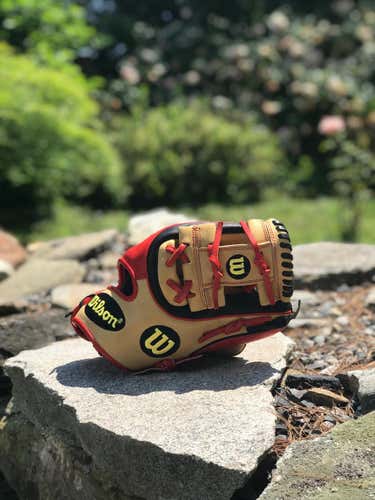 Never Used Wilson A2K 11.5-Inch 'Dat Dude' Red/Tan/Black RT Adult Glove