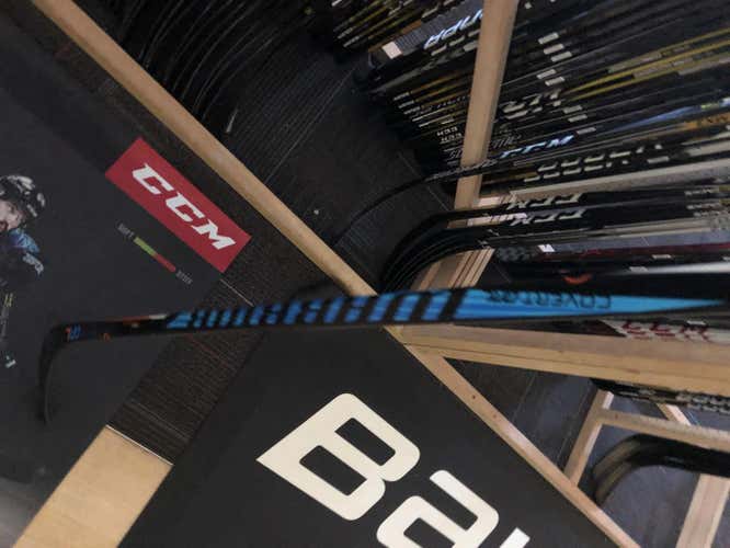 2 Pack- New Warrior qrl pro Hockey Stick Lefty Senior W28 75 flex