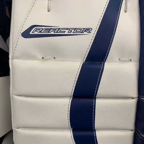 New Reactor 5000 Goalie Leg Pads Senior