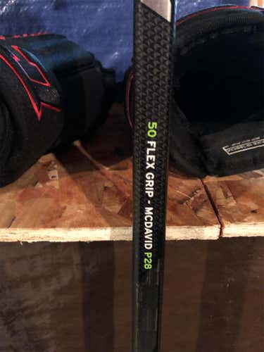 CCM Trigger 2 RH 50 Flex McDavid Curve