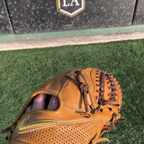 Shado Elite J Baseball Glove